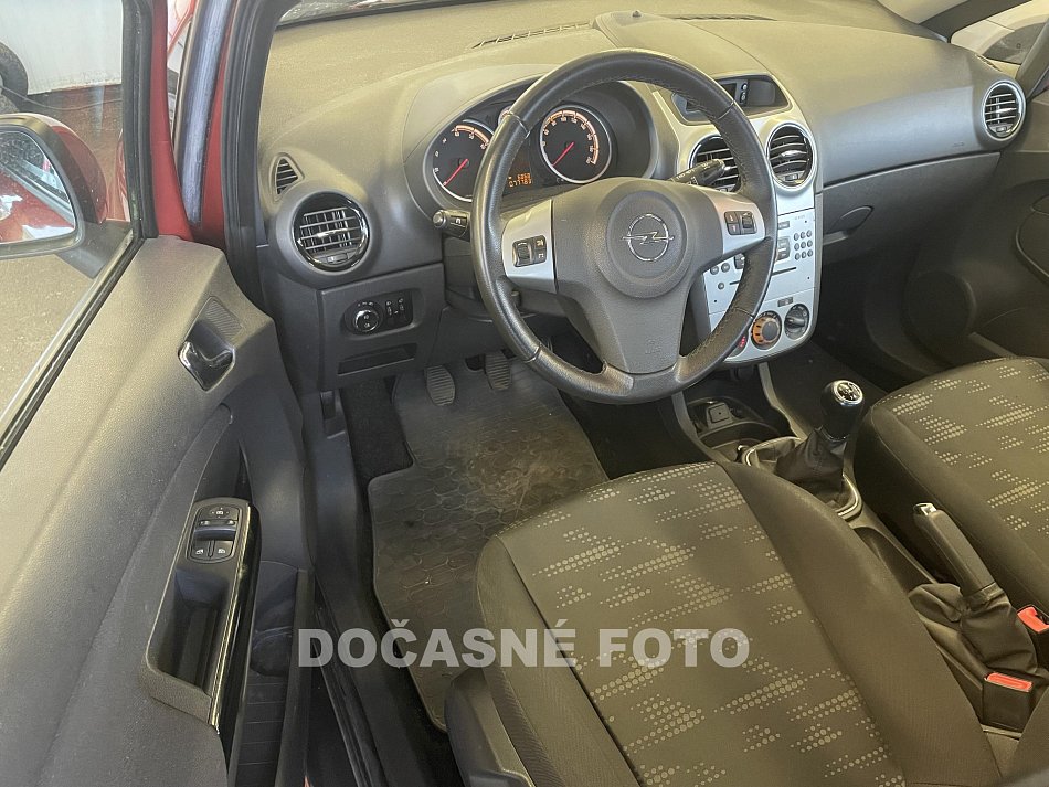 Opel Corsa 1.2i 