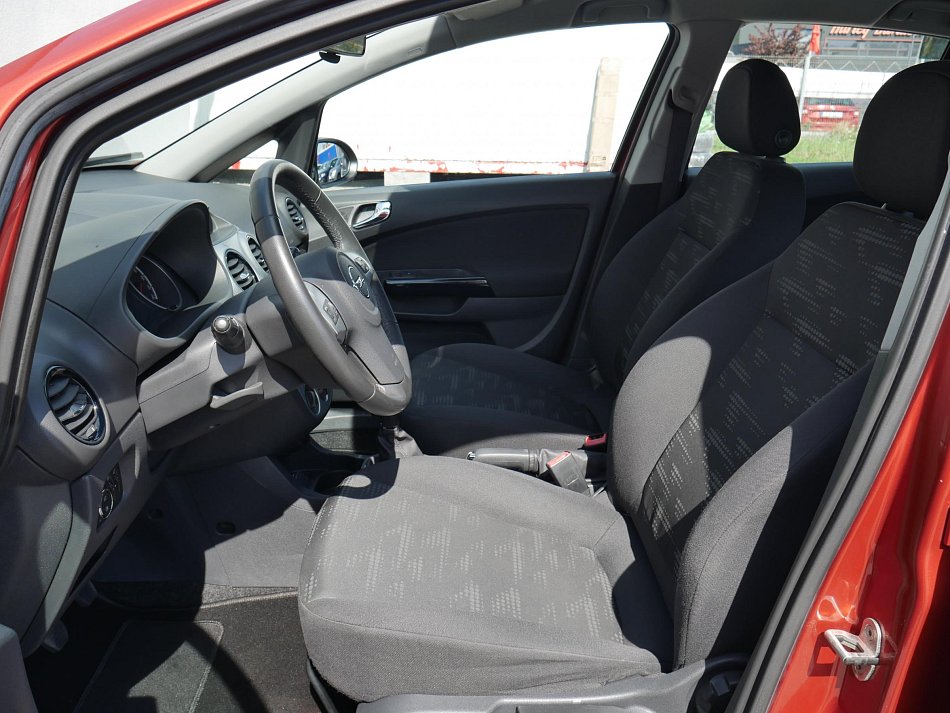 Opel Corsa 1.2i 
