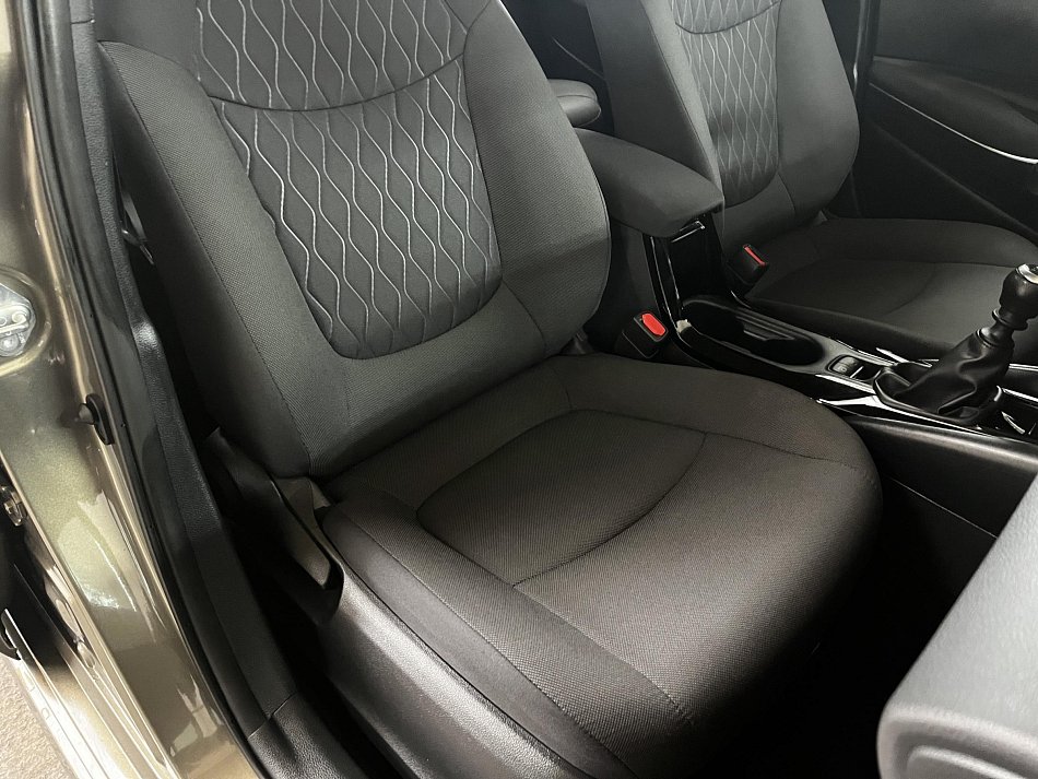 Toyota Corolla 1.5i 