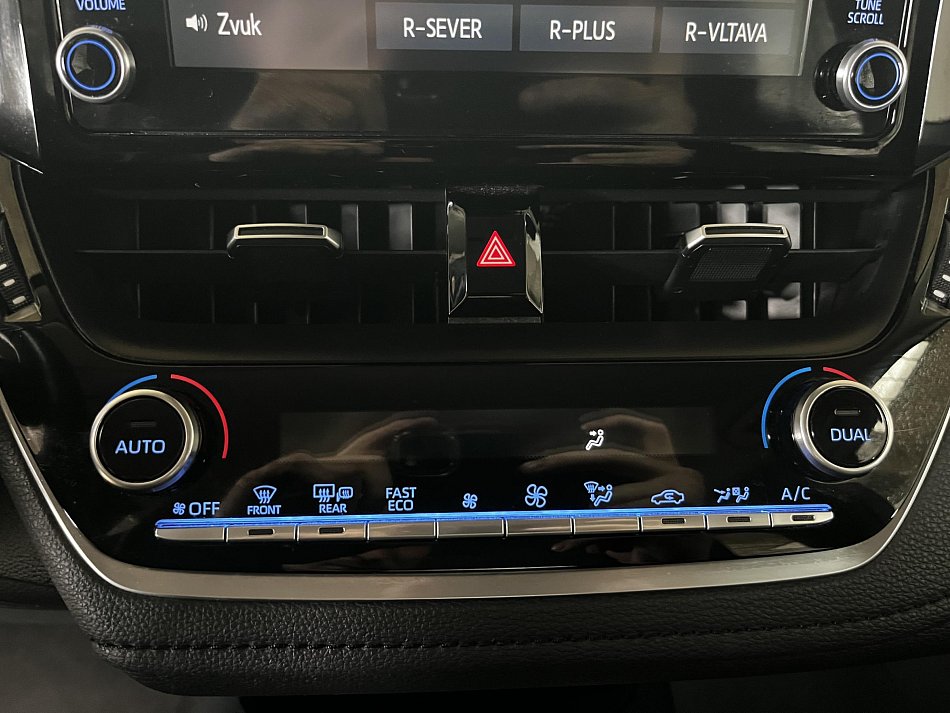 Toyota Corolla 1.5i 
