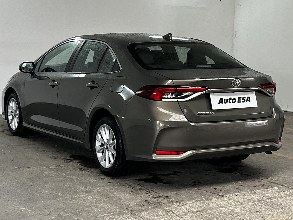 Toyota Corolla 1.5i 