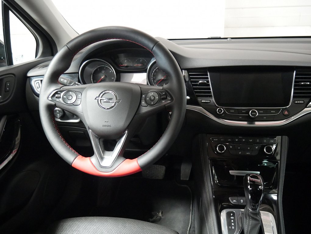 Opel Astra 1.6 CDTi 