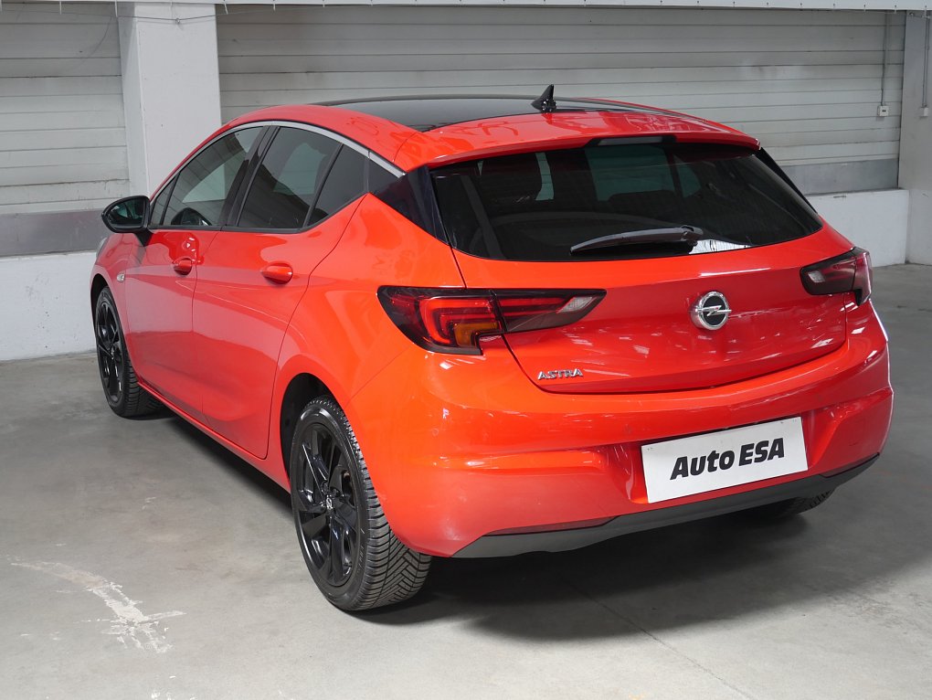 Opel Astra 1.6 CDTi 