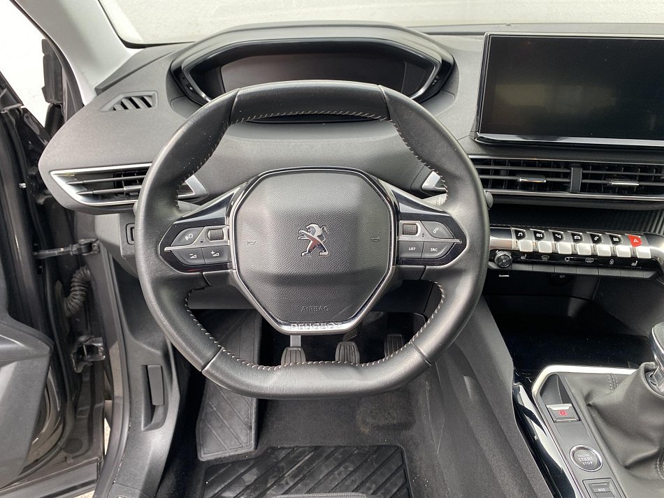 Peugeot 3008 1.2 PT Style