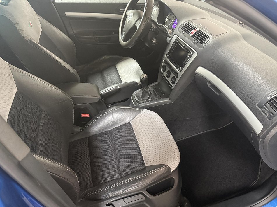 Škoda Octavia II 2.0 TDi RS