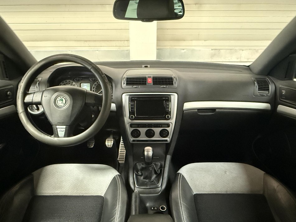 Škoda Octavia II 2.0 TDi RS