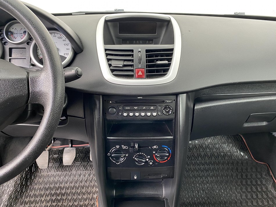 Peugeot 207 1.4i 