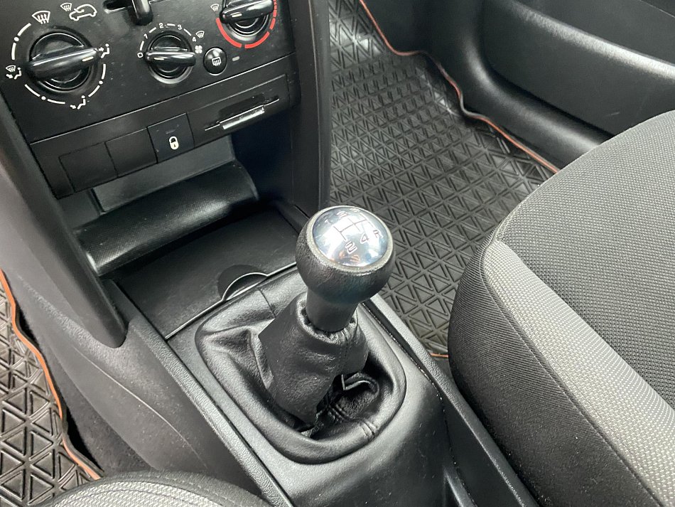 Peugeot 207 1.4i 