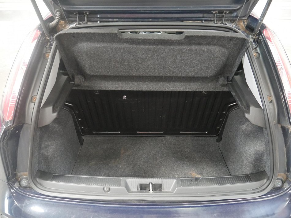 Fiat Punto 1.2i 