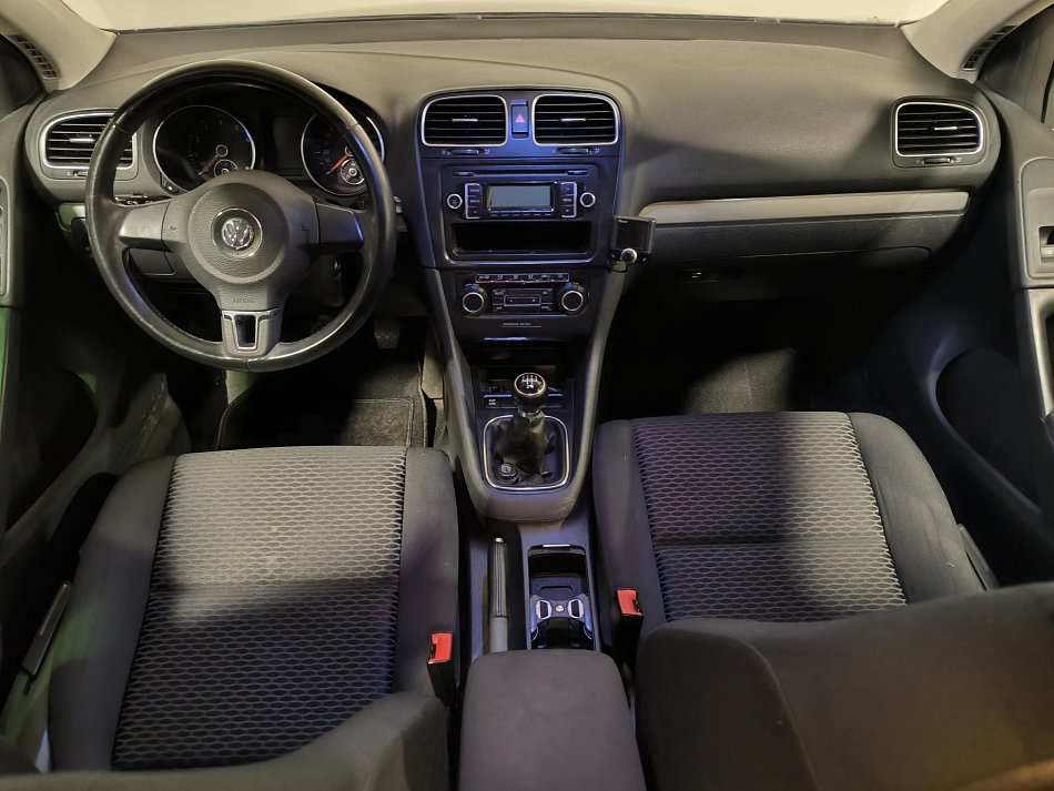 Volkswagen Golf 1.6i 