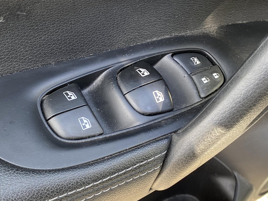 Nissan Qashqai 1.3 DIG-T N-Connecta
