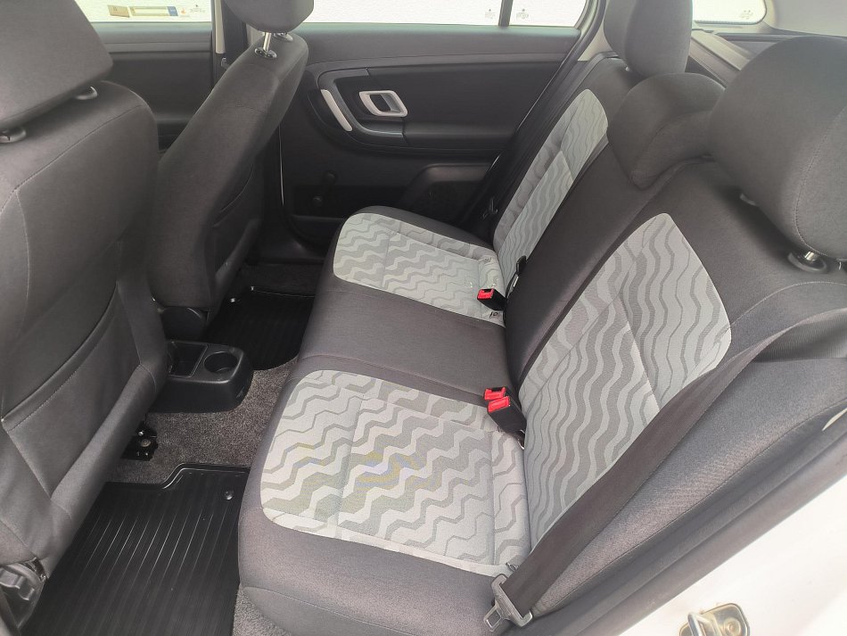 Škoda Fabia II 1.4i 16V 