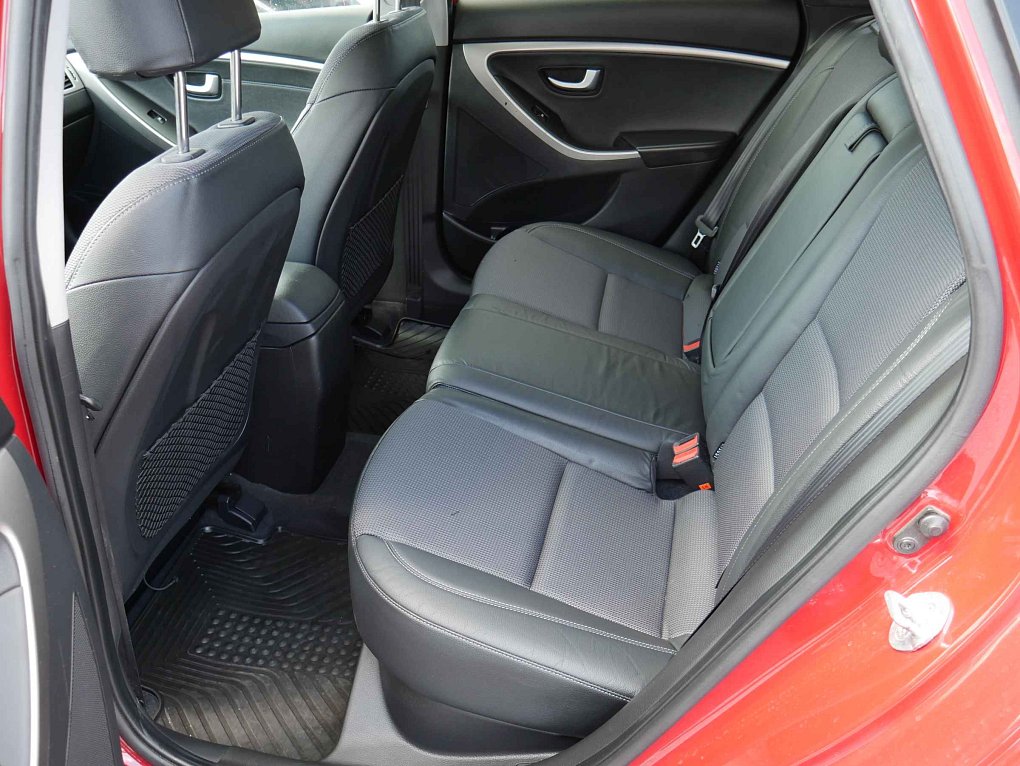 Hyundai I30 1.6 CRDI 