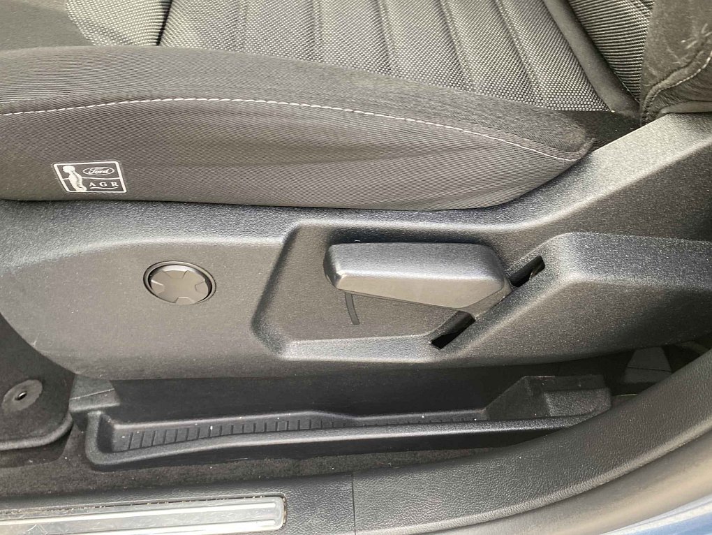 Ford S-MAX 2.0 TDCi Titanium AWD