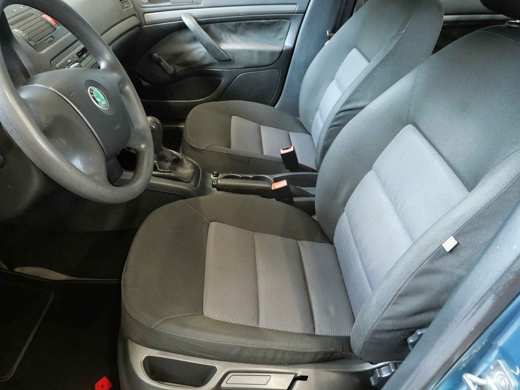 Škoda Octavia II 1.6FSi 