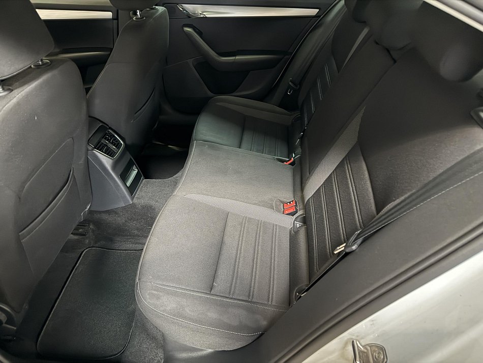 Škoda Octavia III 1.6 TDi Ambition