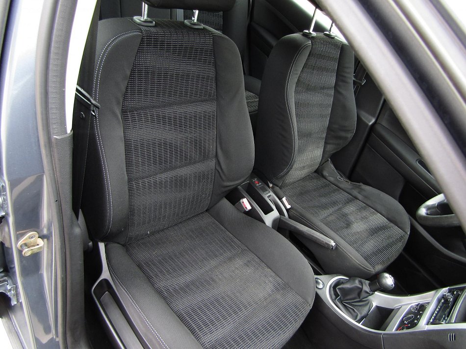 Peugeot 307 1.6i 