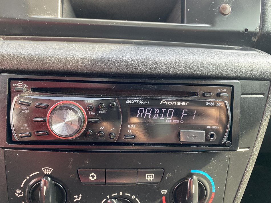 Citroën C4 1.4i 