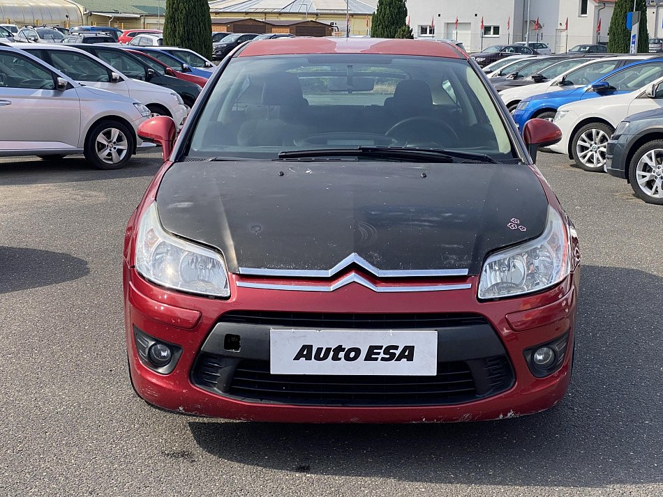 Citroën C4 1.4i 