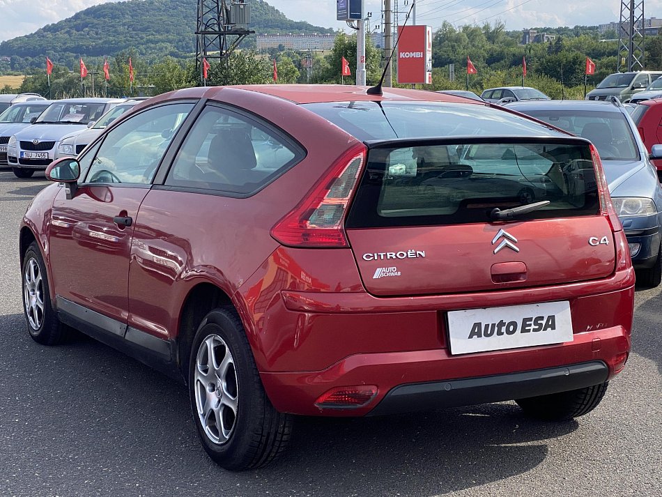Citroën C4 1.4i 