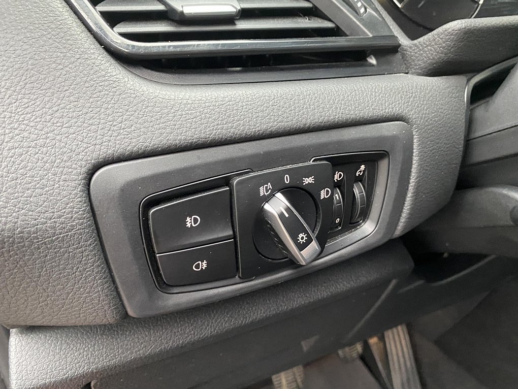 BMW Řada 2 1.5 i Advantage 218i