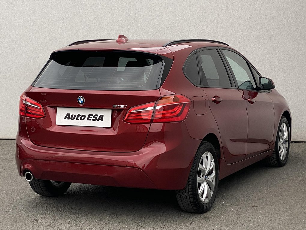 BMW Řada 2 1.5 i Advantage 218i