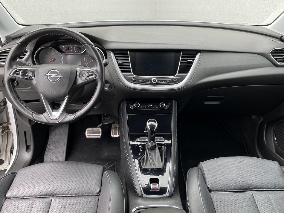Opel Grandland X 1.2PT Innovation