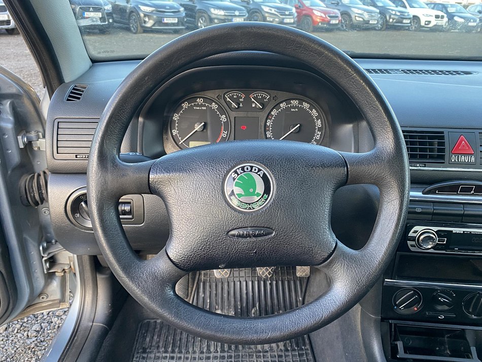 Škoda Octavia 1.6i 
