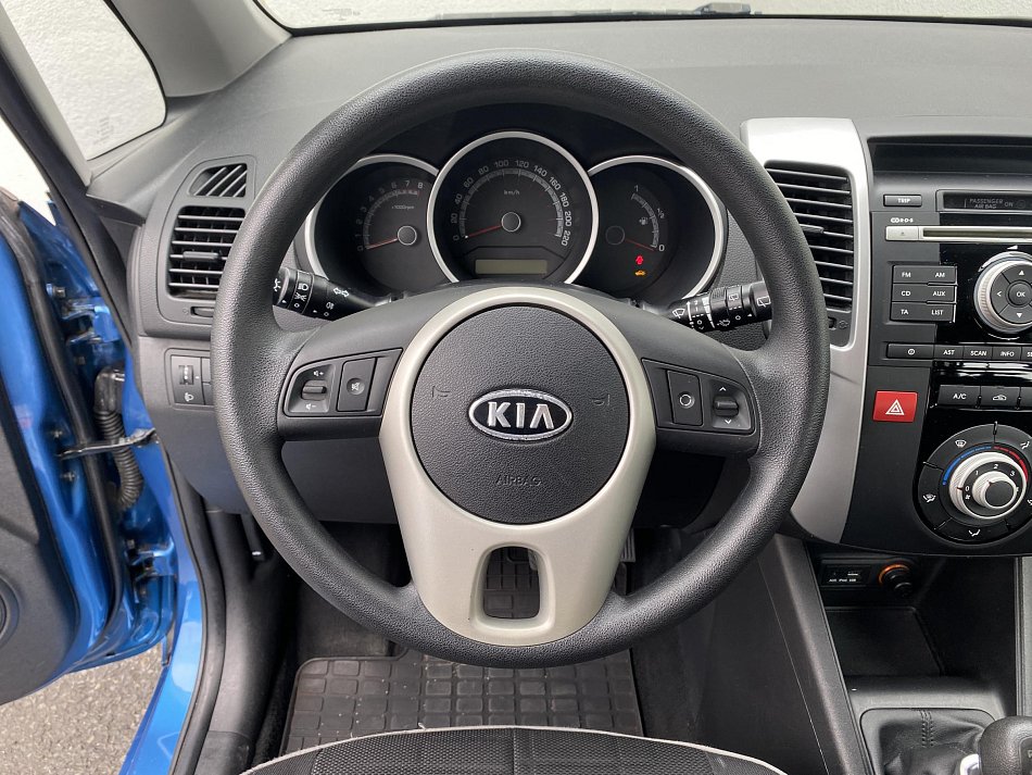 Kia Venga 1.6 i 