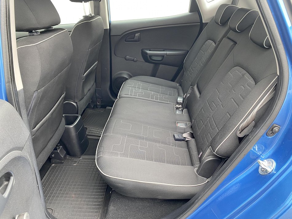 Kia Venga 1.6 i 