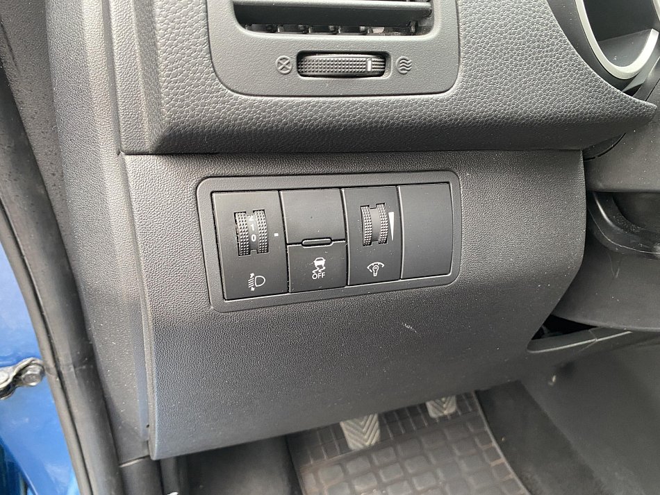 Kia Venga 1.6 i 