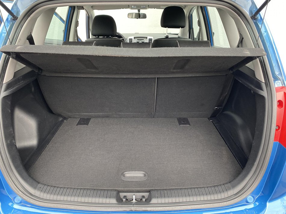 Kia Venga 1.6 i 