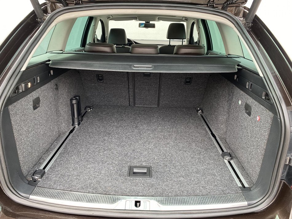 Škoda Superb II 2.0 TDi L&K 4x4