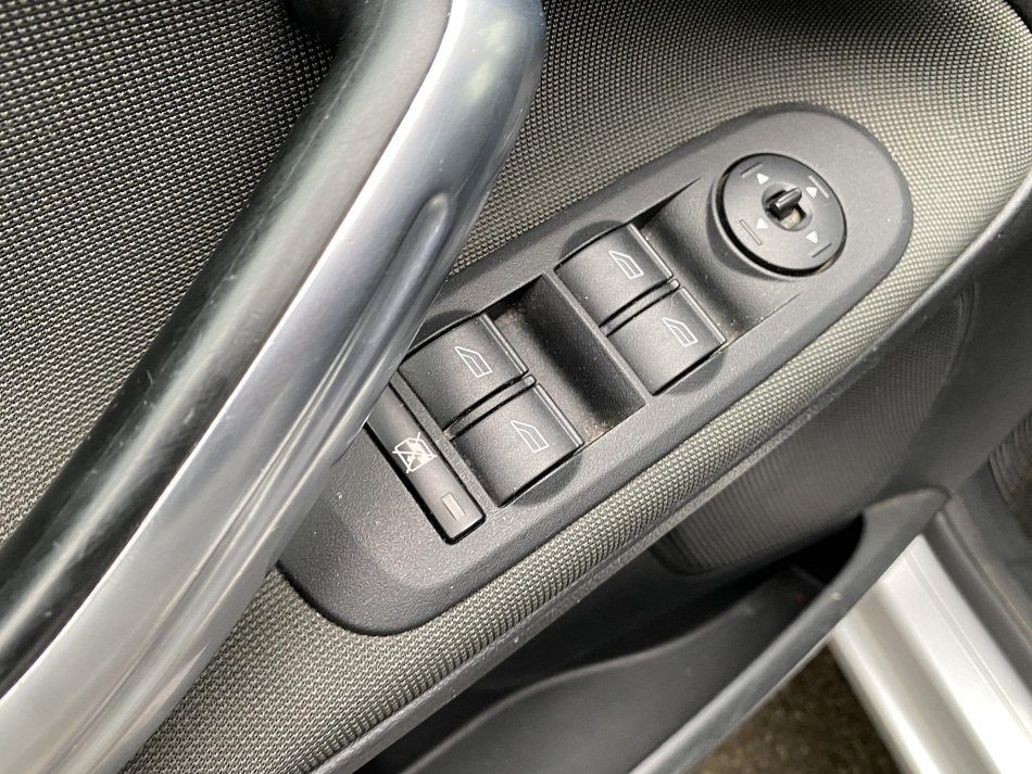 Ford Galaxy 2.0 TDCi  7míst