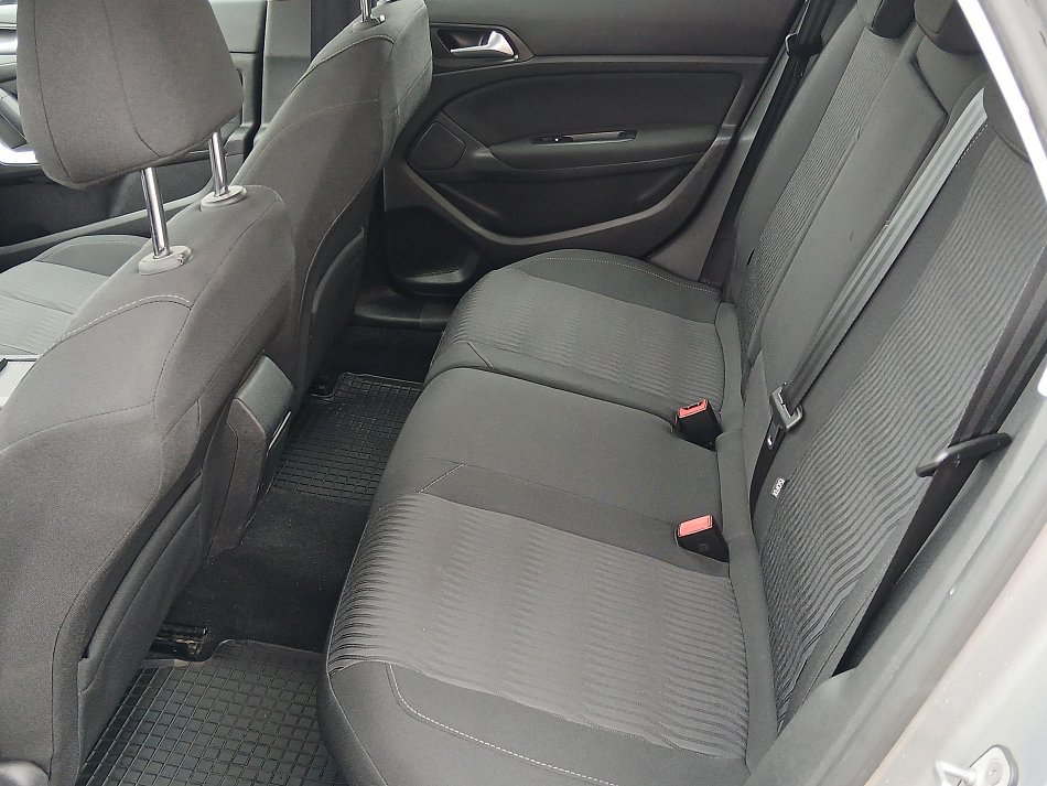 Peugeot 308 2.0 HDi 