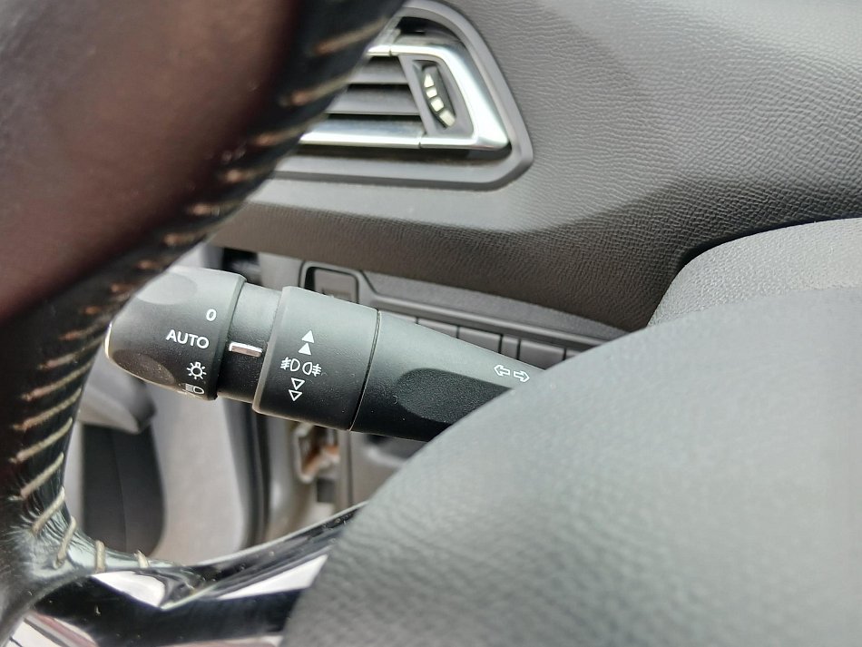 Peugeot 308 2.0 HDi 
