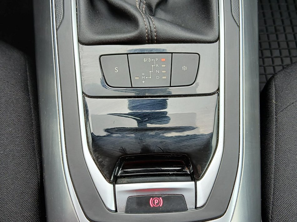 Peugeot 308 2.0 HDi 