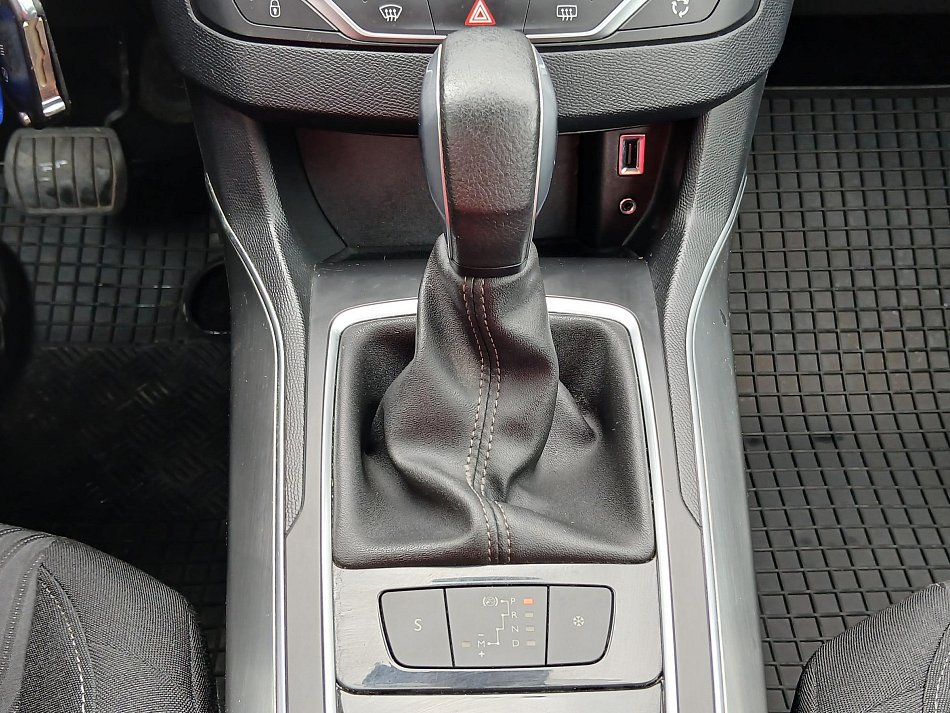 Peugeot 308 2.0 HDi 