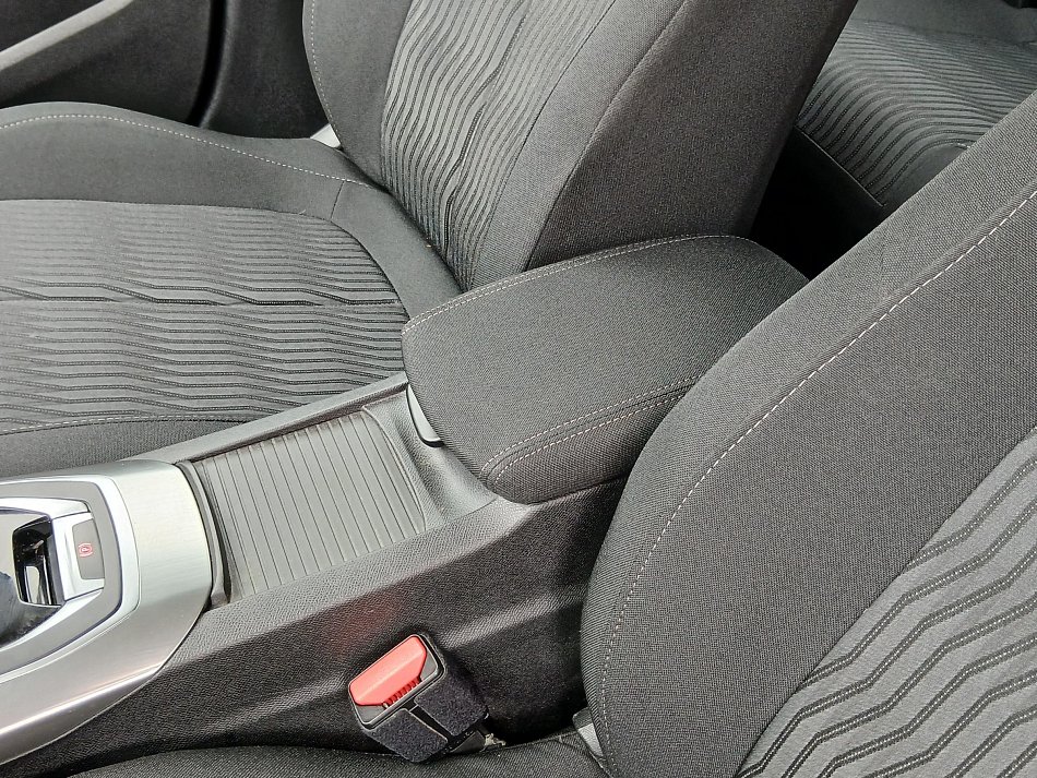 Peugeot 308 2.0 HDi 