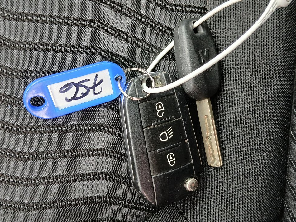 Peugeot 308 2.0 HDi 
