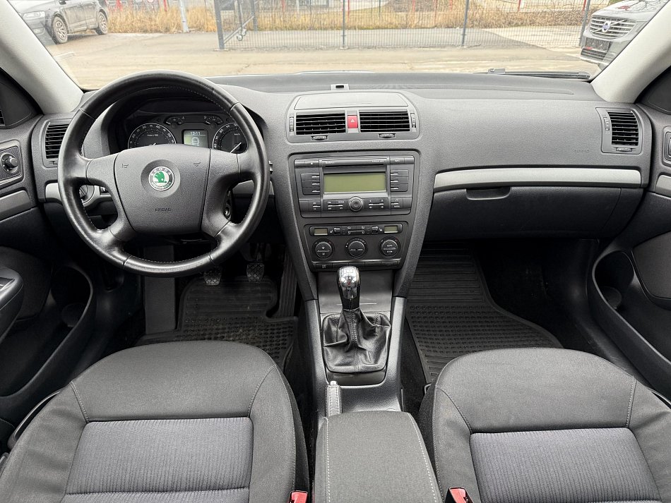 Škoda Octavia II 1.6i 