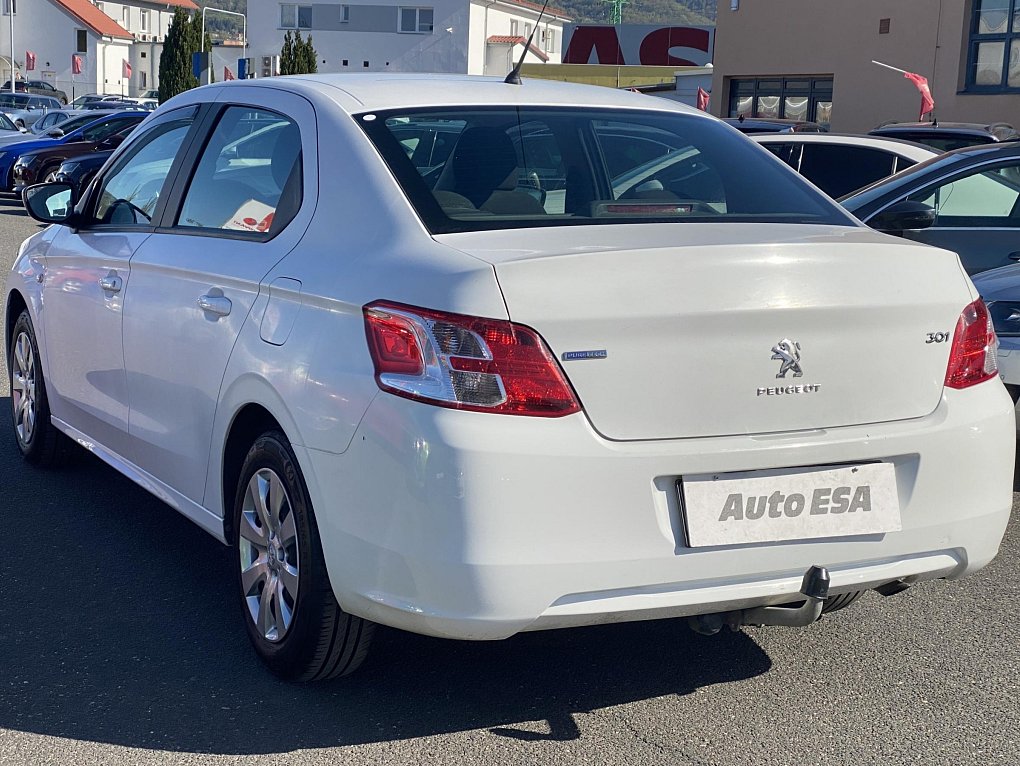 Peugeot 301 1.2PT 