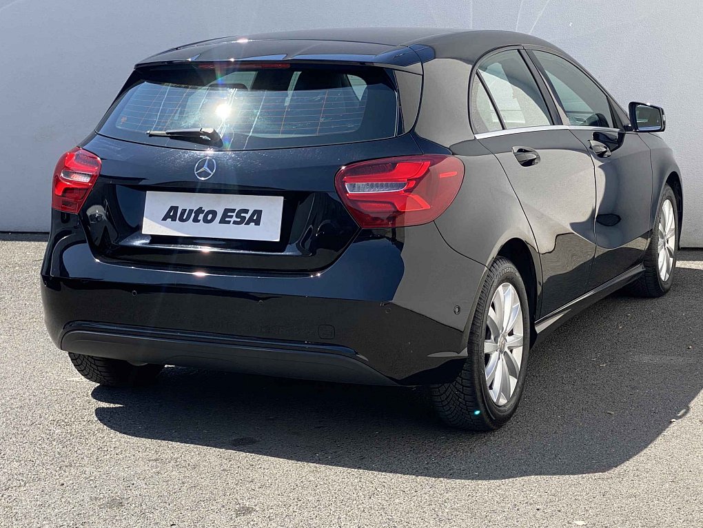 Mercedes-Benz Třída A 1.6i 