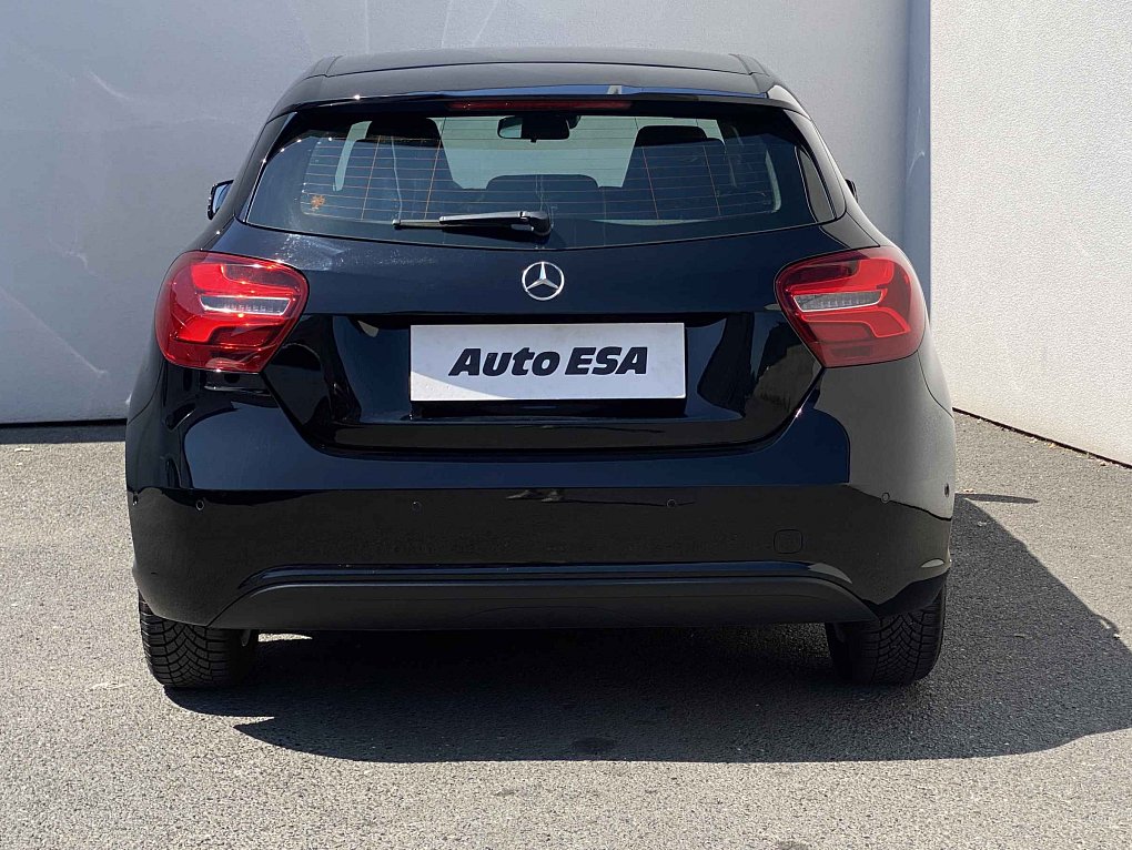 Mercedes-Benz Třída A 1.6i 