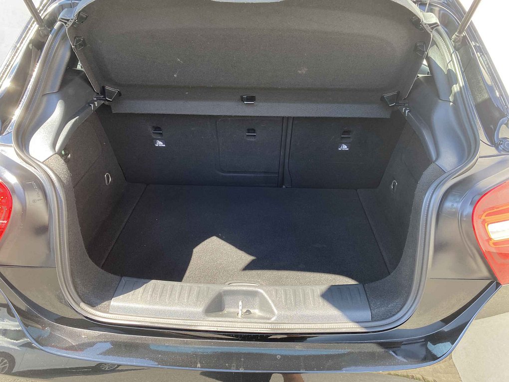 Mercedes-Benz Třída A 1.6i 