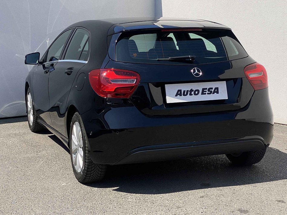 Mercedes-Benz Třída A 1.6i 