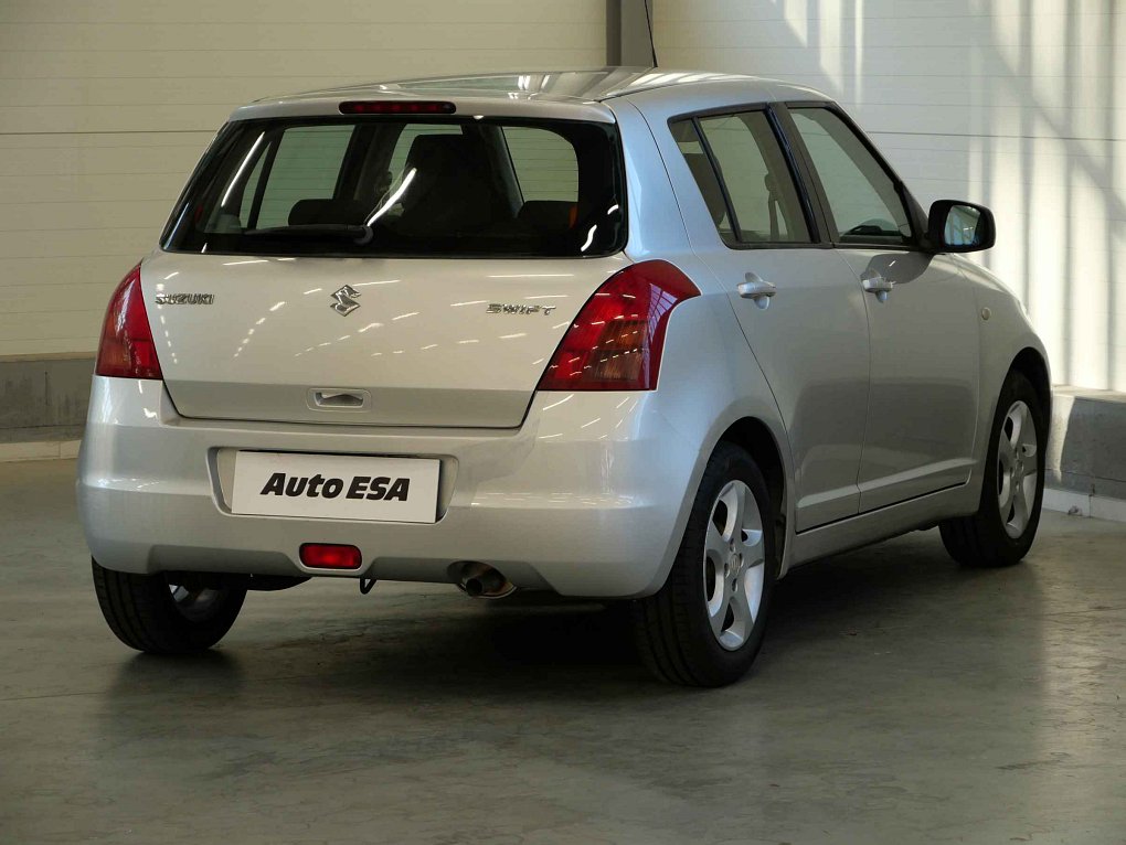 Suzuki Swift 1.4i 
