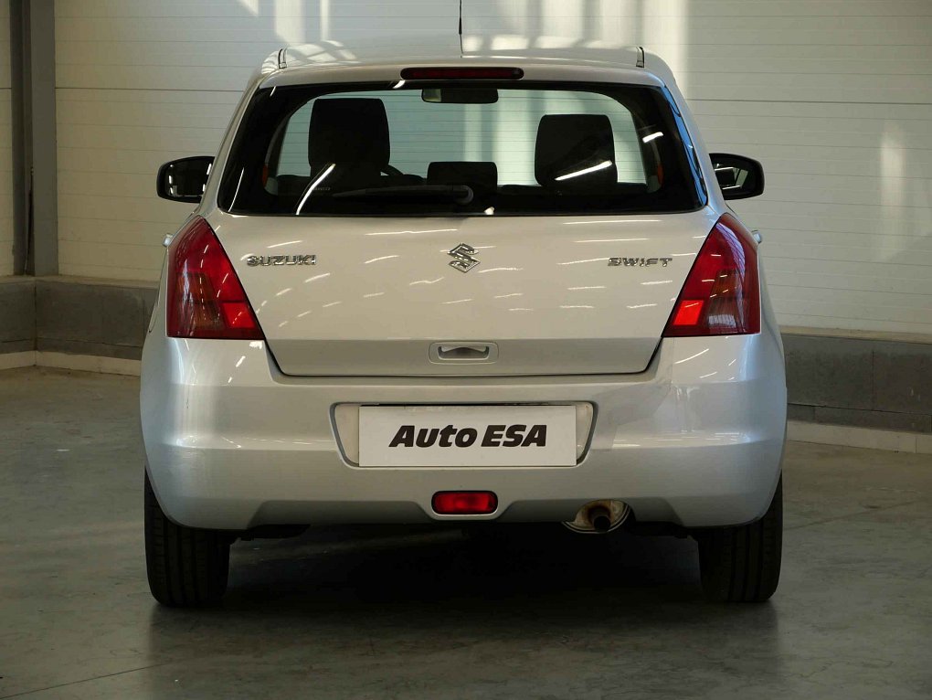 Suzuki Swift 1.4i 