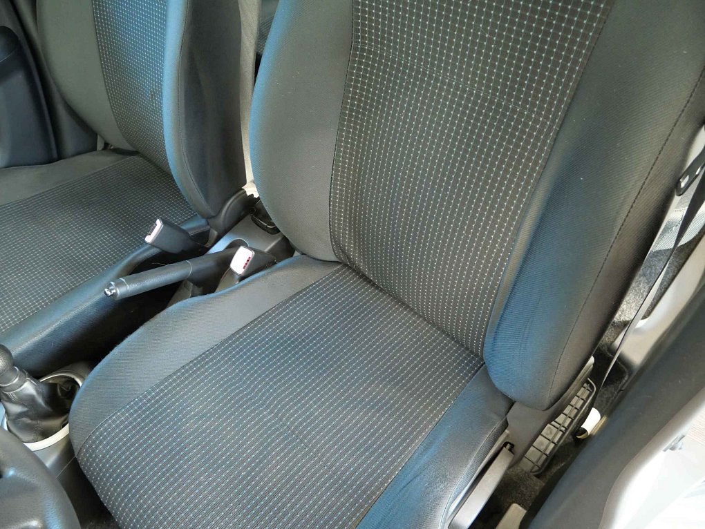 Suzuki Swift 1.4i 