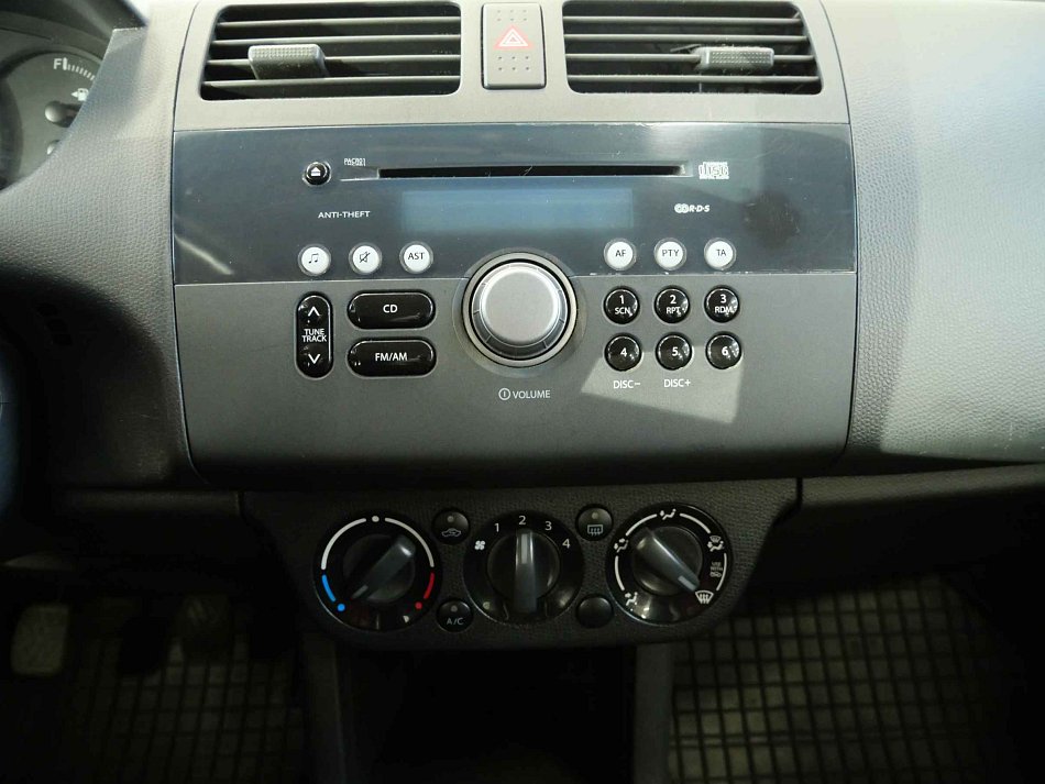 Suzuki Swift 1.4i 